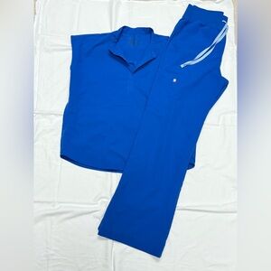 Figs scrub set in royal blue color